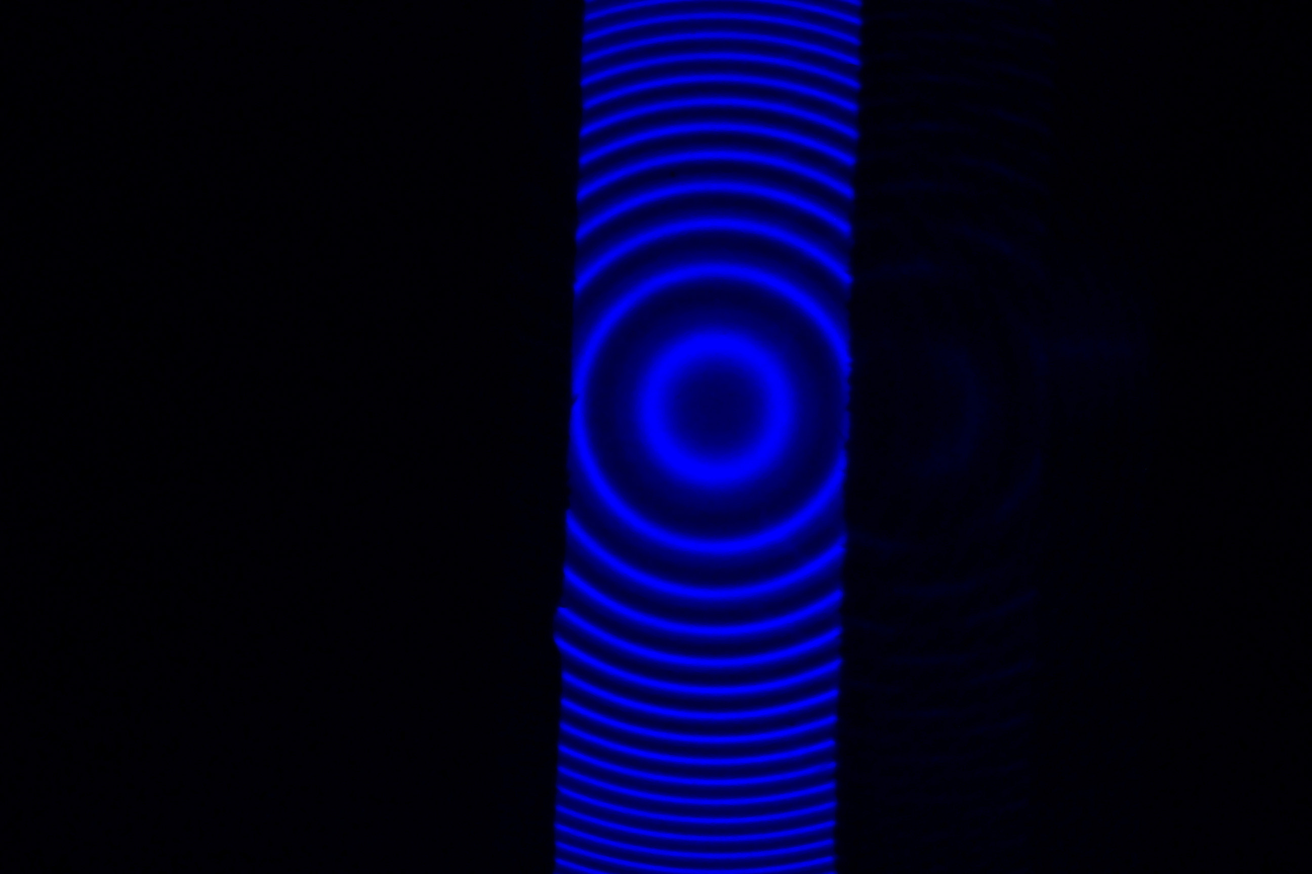 violet filter parallel polariser