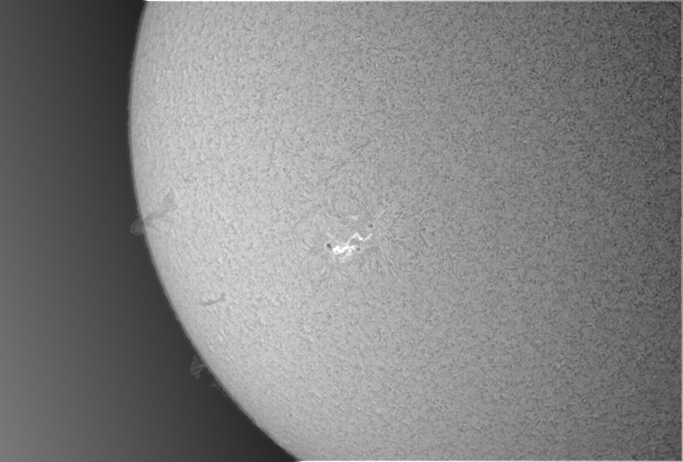 2021-04-19-1047_3-Sun  SM60 AR2816 and Filiments.jpg