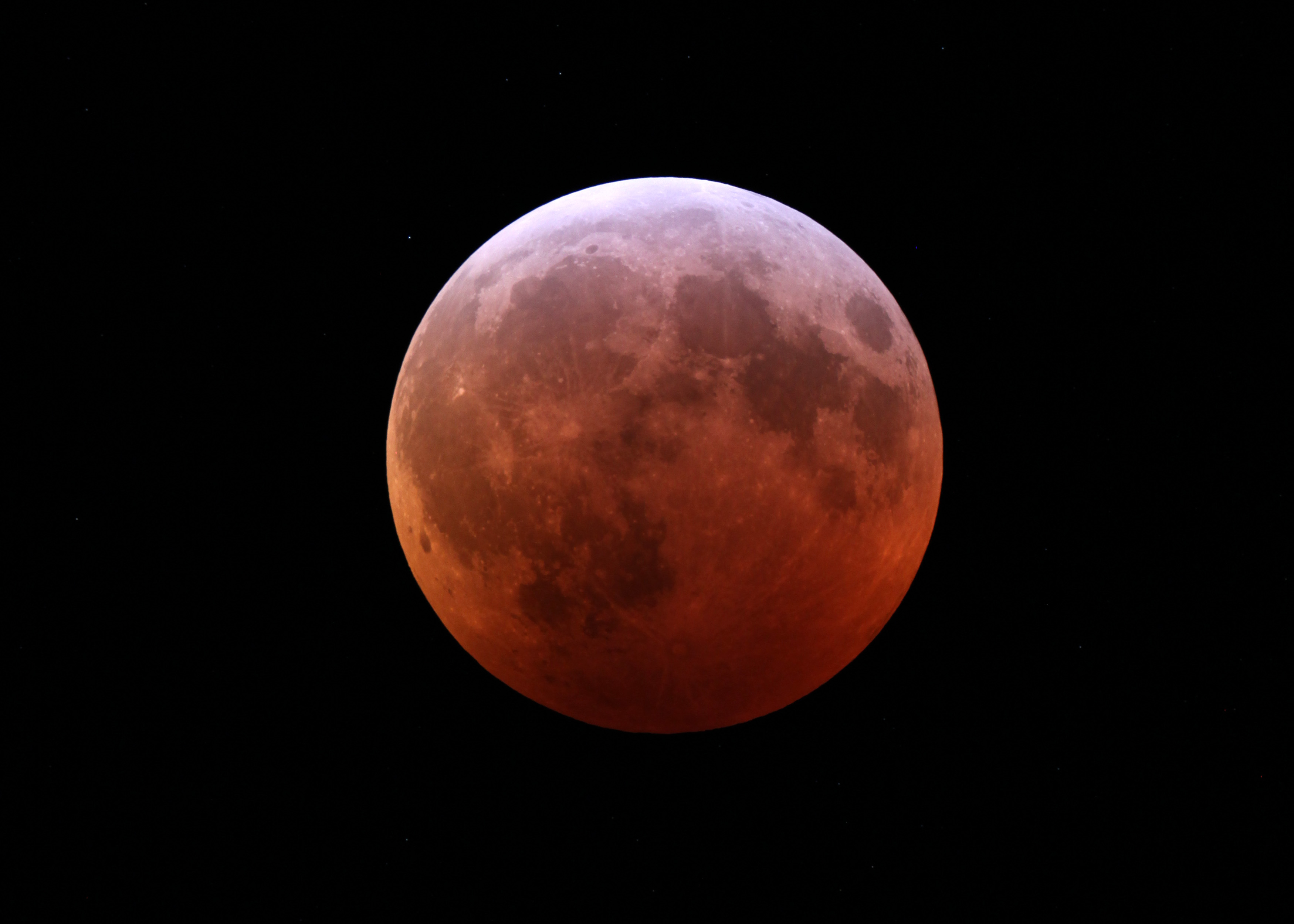 lunar_total_eclipse_20190121_0511UTC_TEC140_5D_2s.jpg