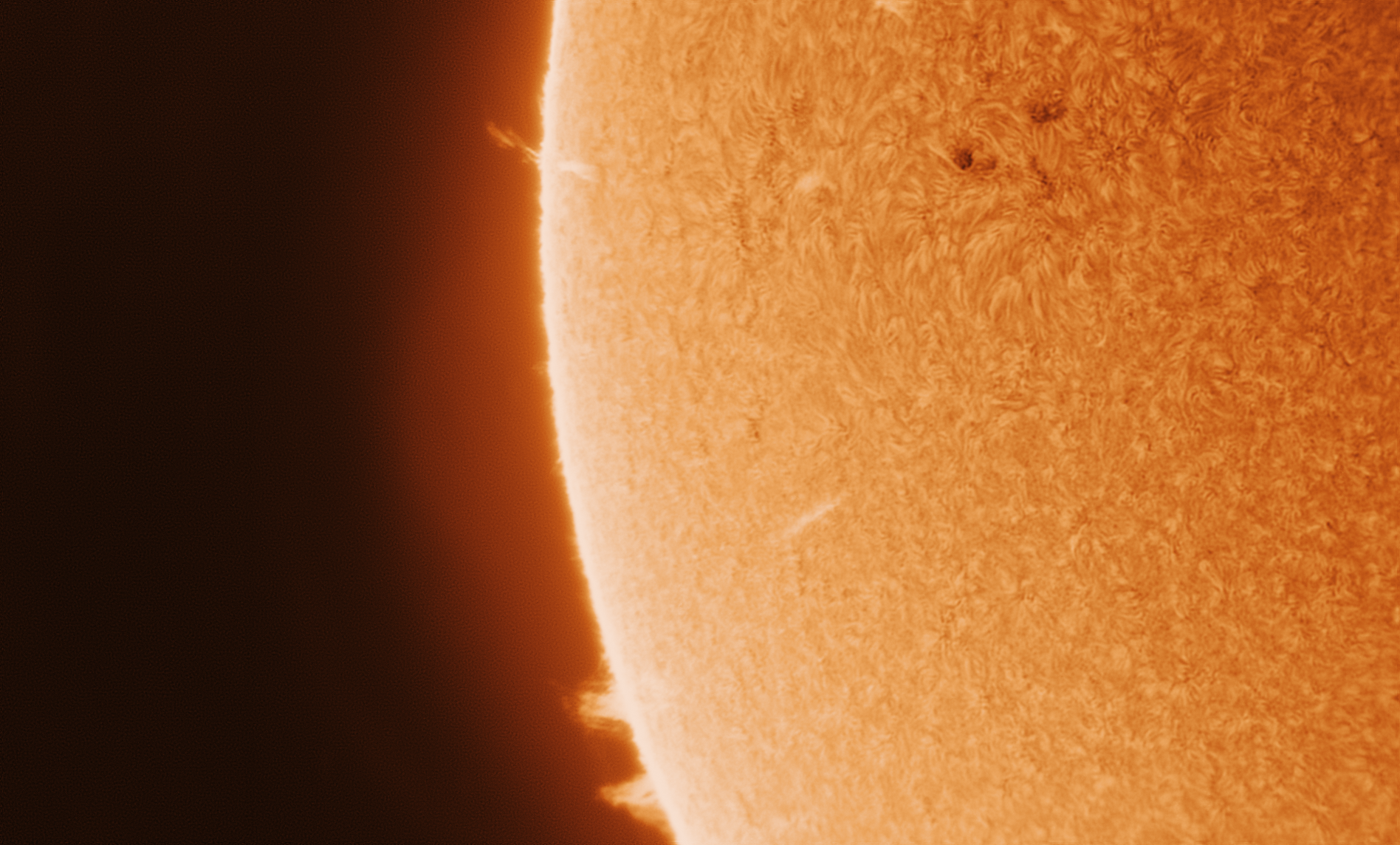 2021-05-15-0802_6-U-L-Sun_Halpha_lapl4_ap119_processed.png