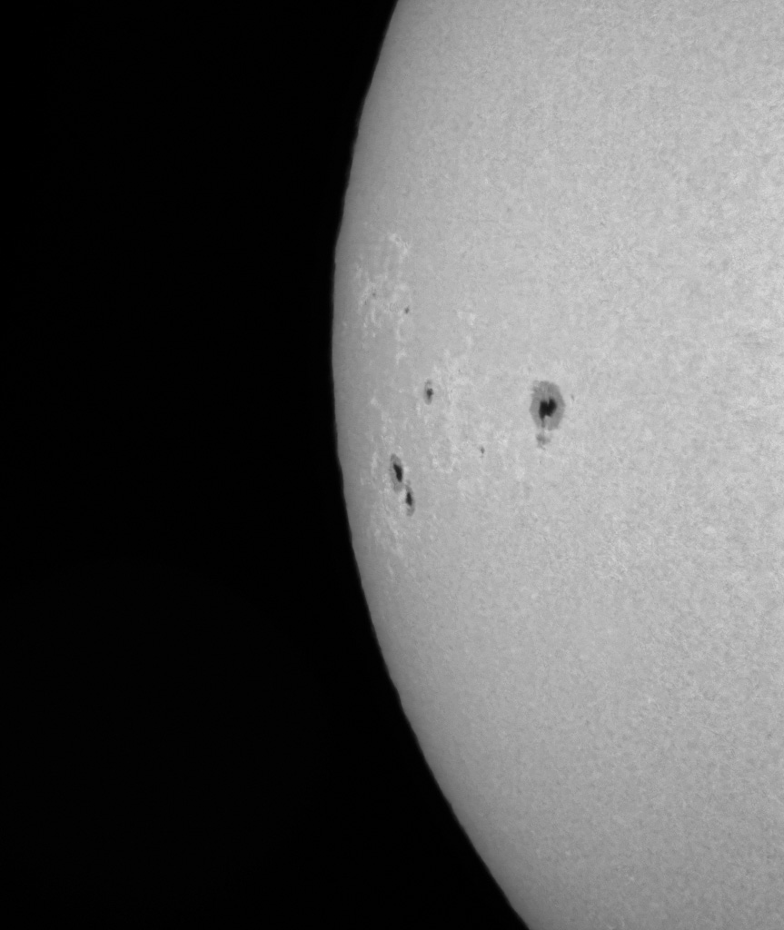 P1A White Light closeup monochrome sunspot.jpg